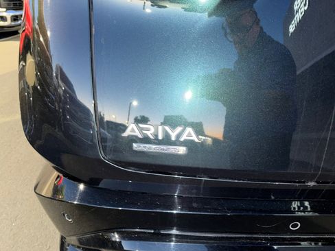 Used 2023 Nissan Ariya FWD image 31