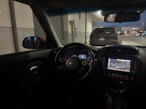 Used 2018 Kia Soul ! w/ Tech Package image 49