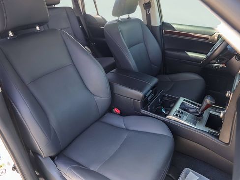 Used 2019 Lexus GX 460 Premium AWD/4WD image 34