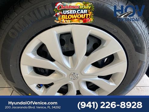 Used 2017 Nissan Rogue S FWD image 56