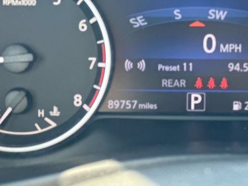 Used 2023 Nissan Murano SL FWD image 13