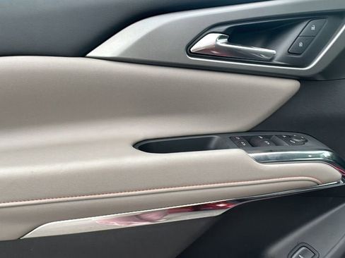 New 2026 Chevrolet Traverse LT w/ Sun and Wheel Package image 14