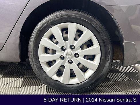 Used 2014 Nissan Sentra S image 31