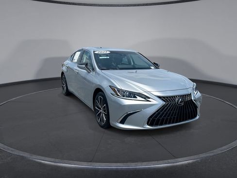 Used 2025 Lexus ES 350 w/ Premium Package FWD image 12