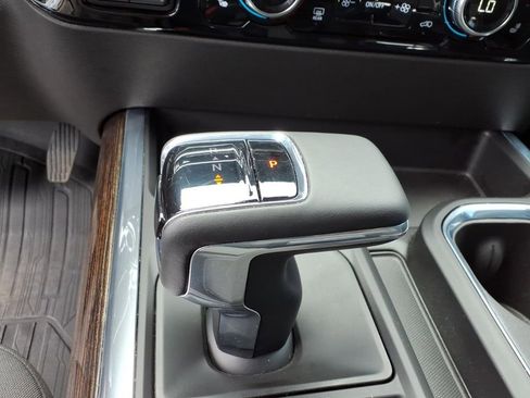 Used 2024 GMC Sierra 1500 Elevation w/ Preferred Package AWD/4WD image 25