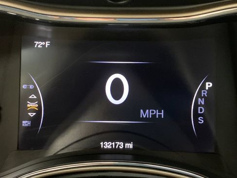 Used 2015 Jeep Grand Cherokee Laredo w/ Quick Order Package 23E AWD/4WD image 30