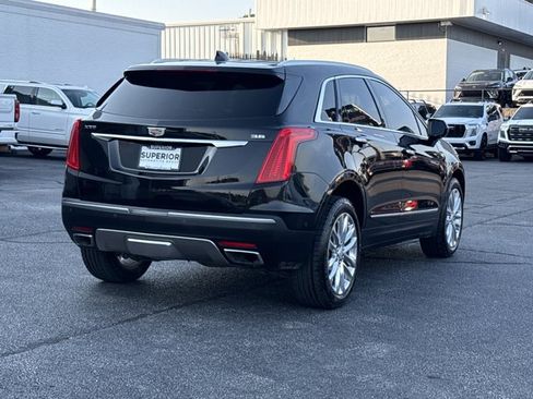 Used 2018 Cadillac XT5 Platinum w/ Driver Assist Package AWD/4WD image 3