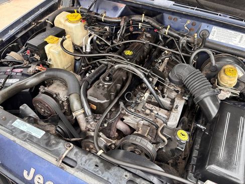 Used 1996 Jeep Cherokee Country image 38