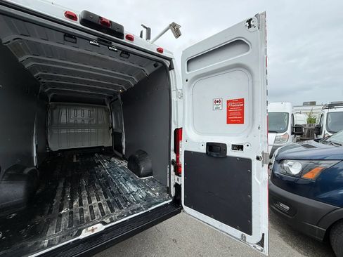 Used 2019 RAM ProMaster 3500 w/ Premium Appearance Group FWD image 36