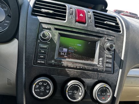 Used 2014 Subaru Crosstrek 2.0i Limited w/ Popular Package #2 image 15