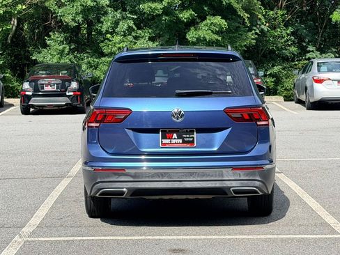 Used 2020 Volkswagen Tiguan SE w/ Panoramic Sunroof Package FWD image 5