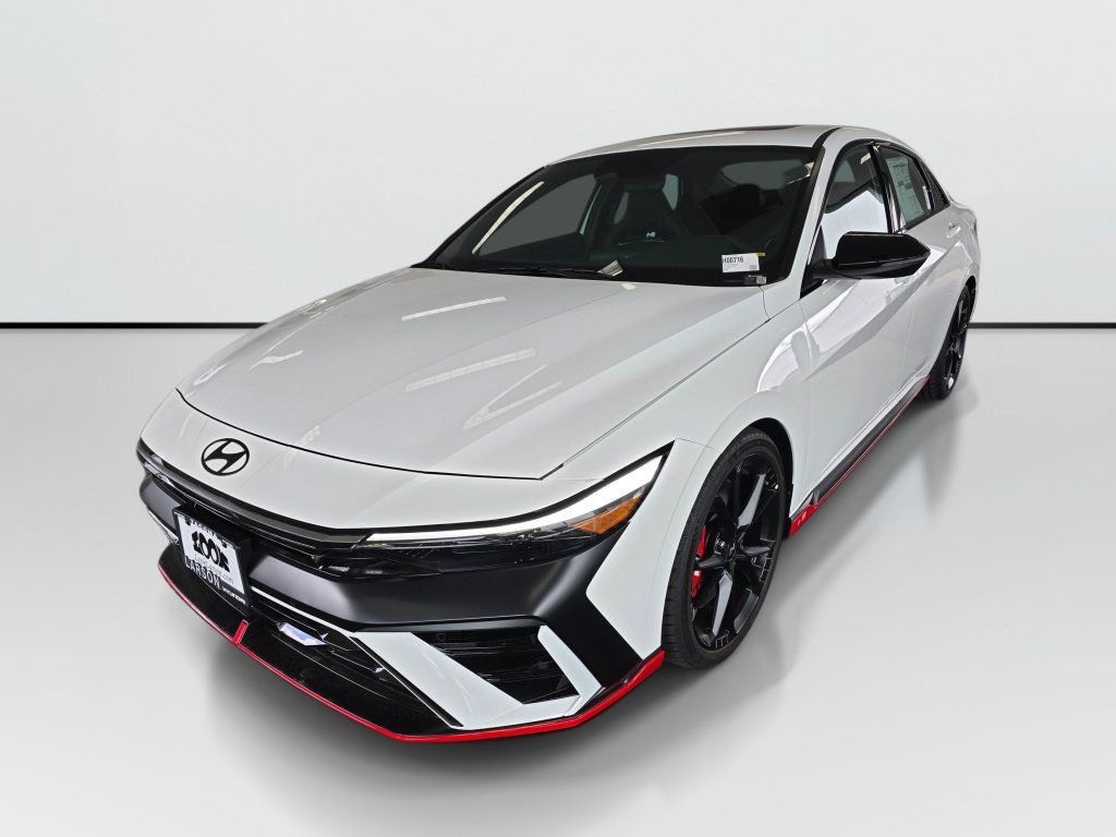New 2026 Hyundai Elantra N FWD image 7