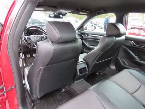 Used 2019 Honda Accord Sport image 13