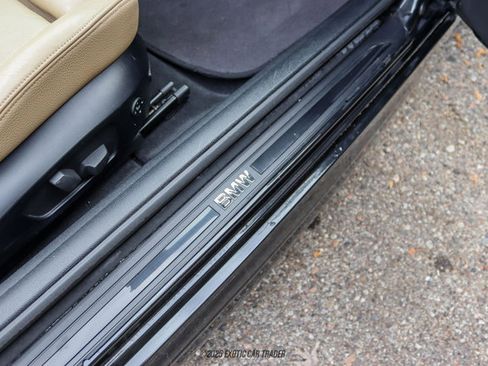 Used 2010 BMW 135i Convertible image 52