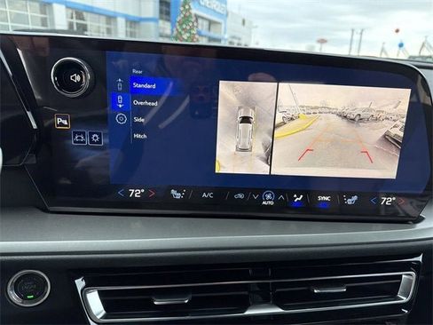 New 2026 Chevrolet Traverse LT w/ Driver Confidence Package image 23