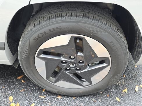 Used 2024 Hyundai Kona SEL image 40