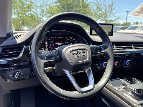 Used 2019 Audi Q7 3.0T Premium Plus w/ Premium Plus Package AWD/4WD image 11