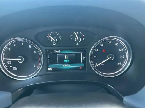 Used 2018 Buick Enclave Essence FWD image 11