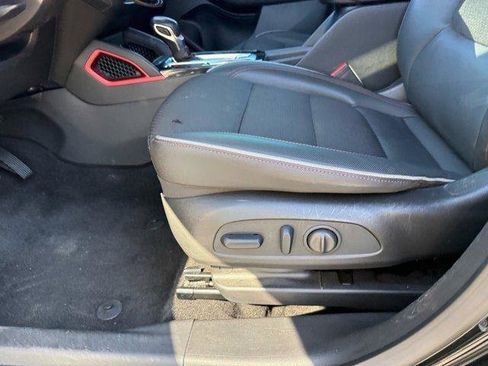 Used 2023 Chevrolet TrailBlazer RS w/ Convenience Package image 22