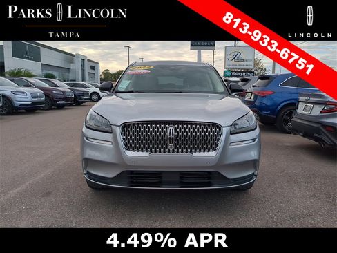 Certified 2022 Lincoln Corsair Standard w/ Equipment Group 101A image 2