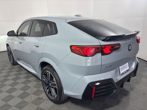 Certified 2025 BMW X2 xDrive28i w/ M Sport Package image 7