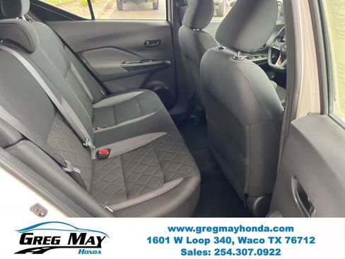 Used 2020 Nissan Kicks S FWD image 14