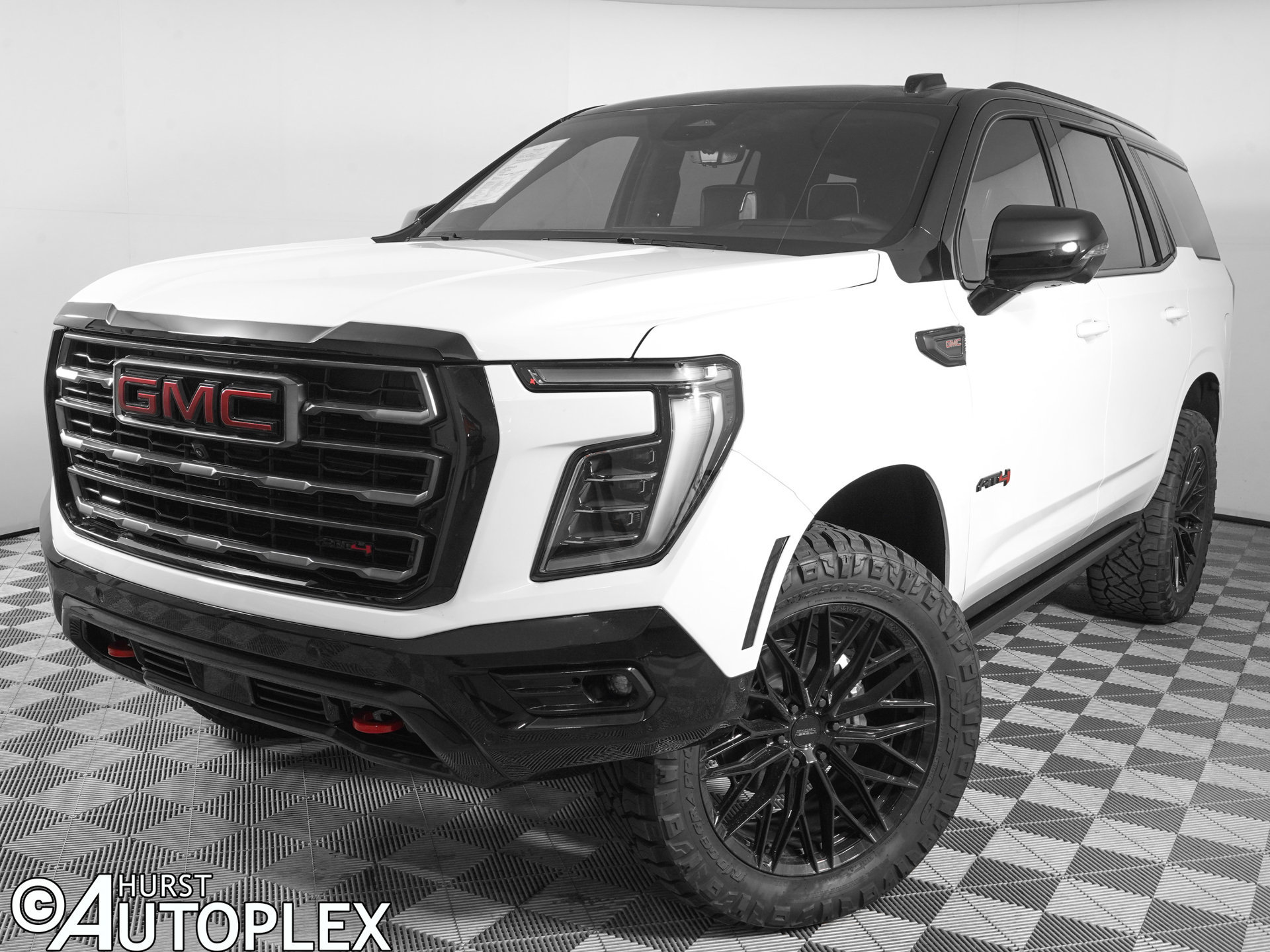 Used 2026 GMC Yukon AT4 Ultimate AWD/4WD image 1