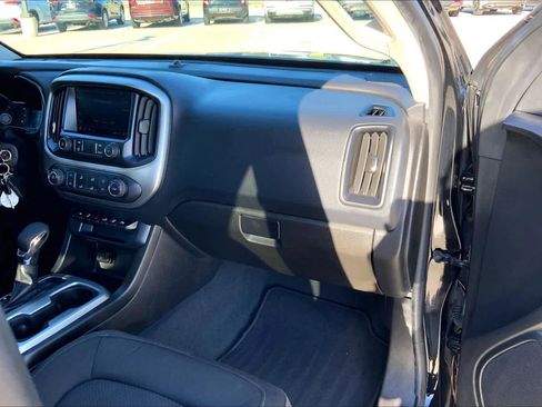 Used 2022 Chevrolet Colorado LT w/ LPO, Power Package image 17