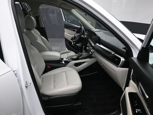 Used 2024 Kia Telluride S w/ S Sunroof Package FWD image 36