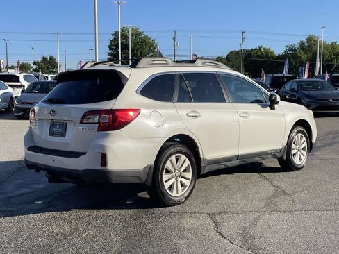 Used 2015 Subaru Outback 2.5i Premium AWD/4WD image 7