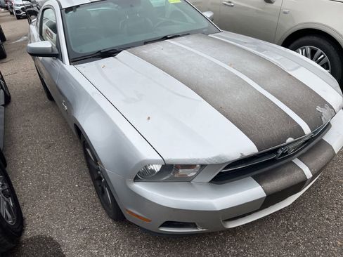Used 2010 Ford Mustang Coupe image 21
