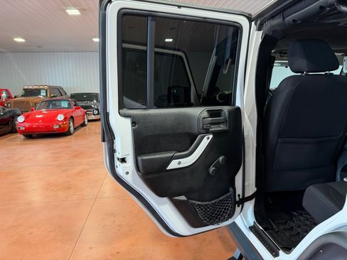 Used 2013 Jeep Wrangler Unlimited Sport AWD/4WD image 20