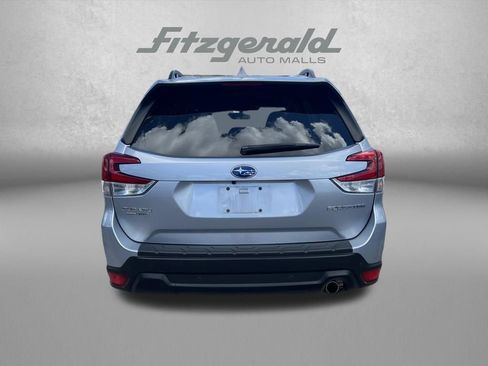 Used 2023 Subaru Forester Limited image 4