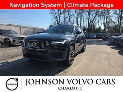 Used 2022 Volvo XC90 T5 Momentum w/ Advanced Package