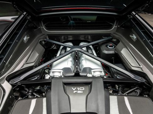 Used 2017 Audi R8 V10 plus image 55