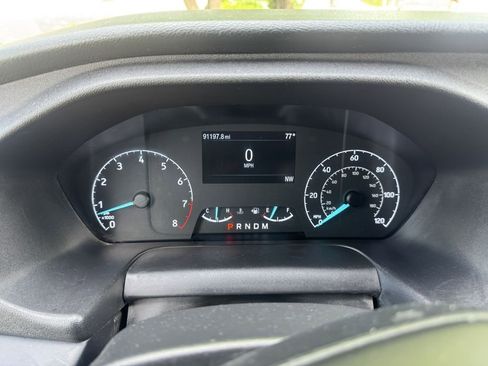 Used 2020 Ford Transit 250 Medium Roof image 12