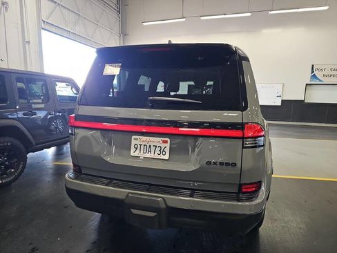 Used 2025 Lexus GX 550 image 4