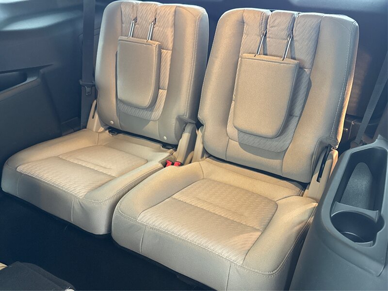 Used 2018 Ford Explorer FWD image 22