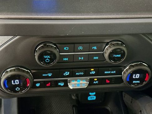 New 2025 Ford Bronco Raptor image 16