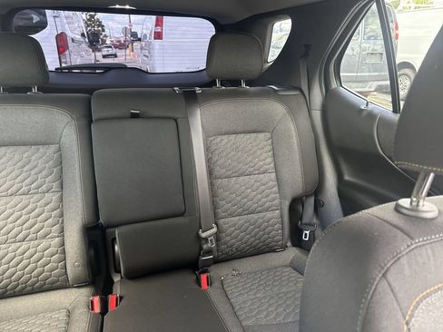 Used 2020 Chevrolet Equinox LT w/ Driver Convenience Package FWD image 11