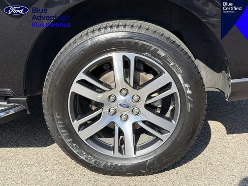 Certified 2022 Ford Expedition Limited AWD/4WD image 8
