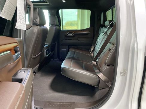 Used 2022 GMC Sierra 1500 Denali w/ Denali Reserve Package image 19