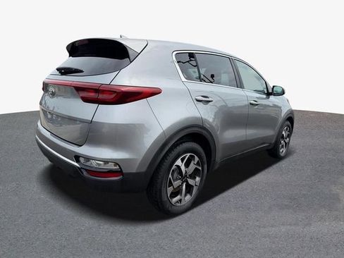 Used 2021 Kia Sportage LX FWD image 3