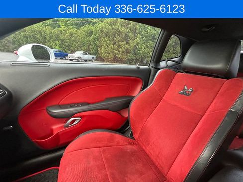 Used 2016 Dodge Challenger R/T Scat Pack w/ Leather Interior Group RWD image 26