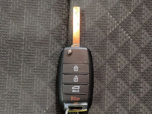 Used 2021 Kia Rio S image 32