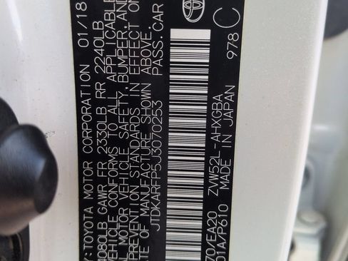 Used 2018 Toyota Prius Prime Advanced FWD image 29