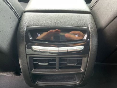 Used 2025 Cadillac XT5 Premium Luxury image 23