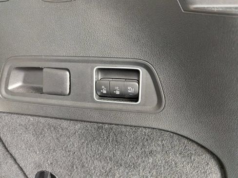 Used 2021 Mercedes-Benz GLS 450 4MATIC image 48