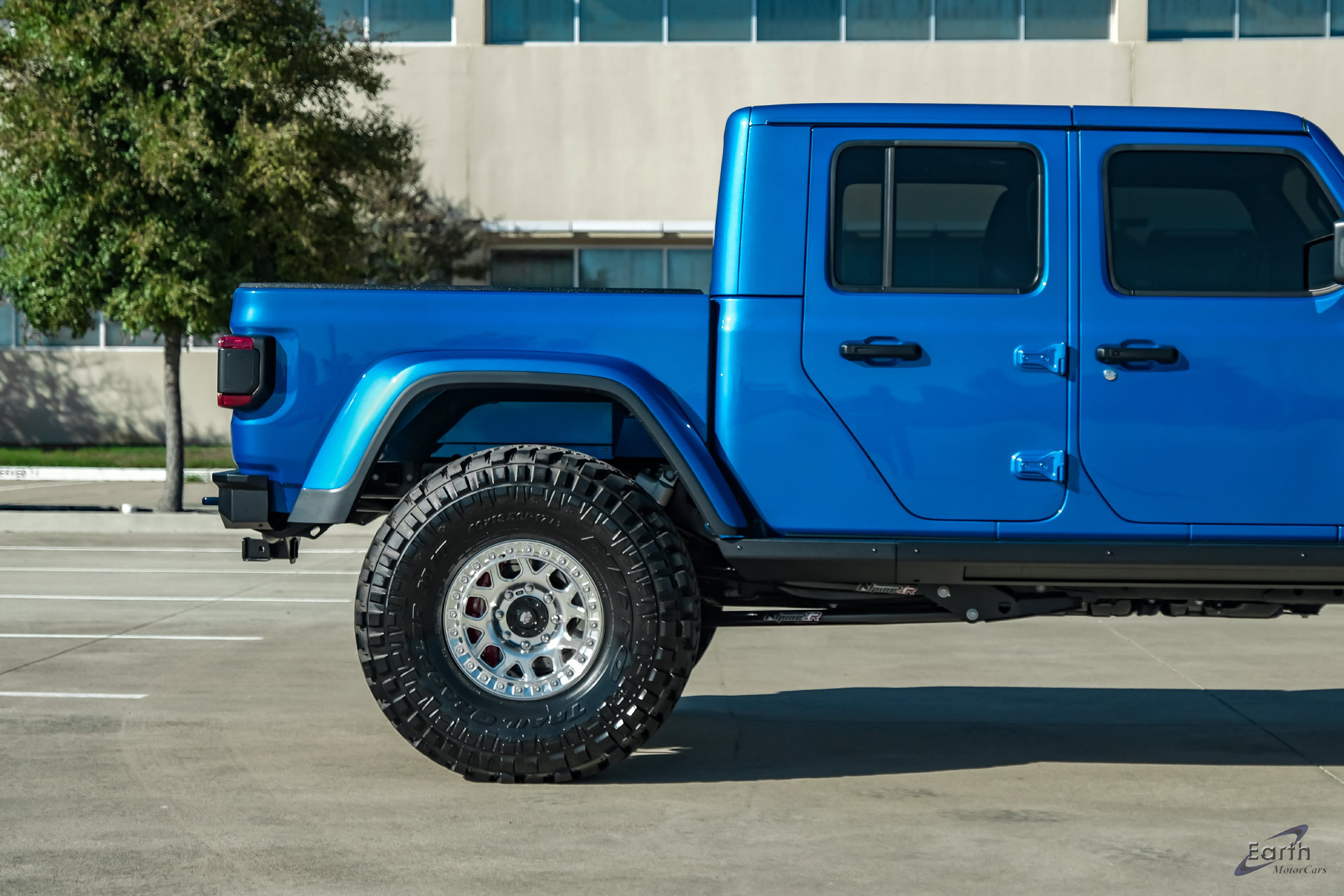 Used 2023 Jeep Gladiator Rubicon w/ LED Lighting Group AWD/4WD image 25
