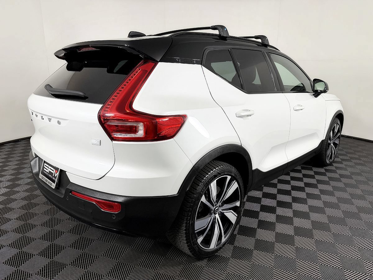 Used 2021 Volvo XC40 P8 Recharge w/ Advanced Package AWD/4WD image 11